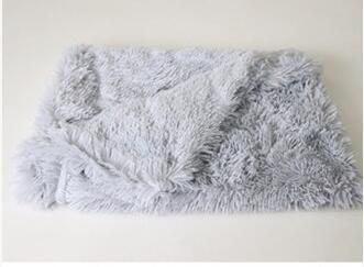 Pet Blanket – Soft Plush Comfort for Dogs & Cats